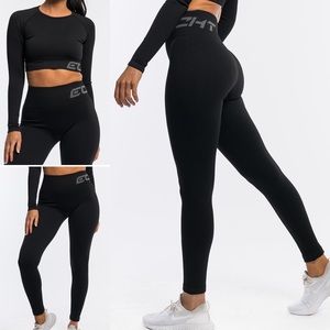 BRAND NEW NEVER WORN ECHT APPAREL SET